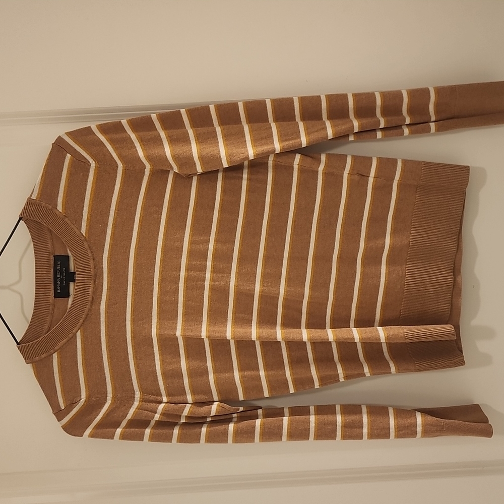 Banana Republic Forever Sweater